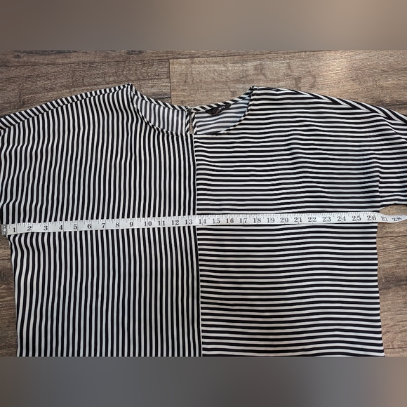 Express Large Black and White Striped Oversized Blouse Loose Fit Top Shirt - Picture 3 of 6